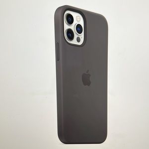 Apple iPhone 12 | 12 Pro Silicone Case with MagSafe - Black